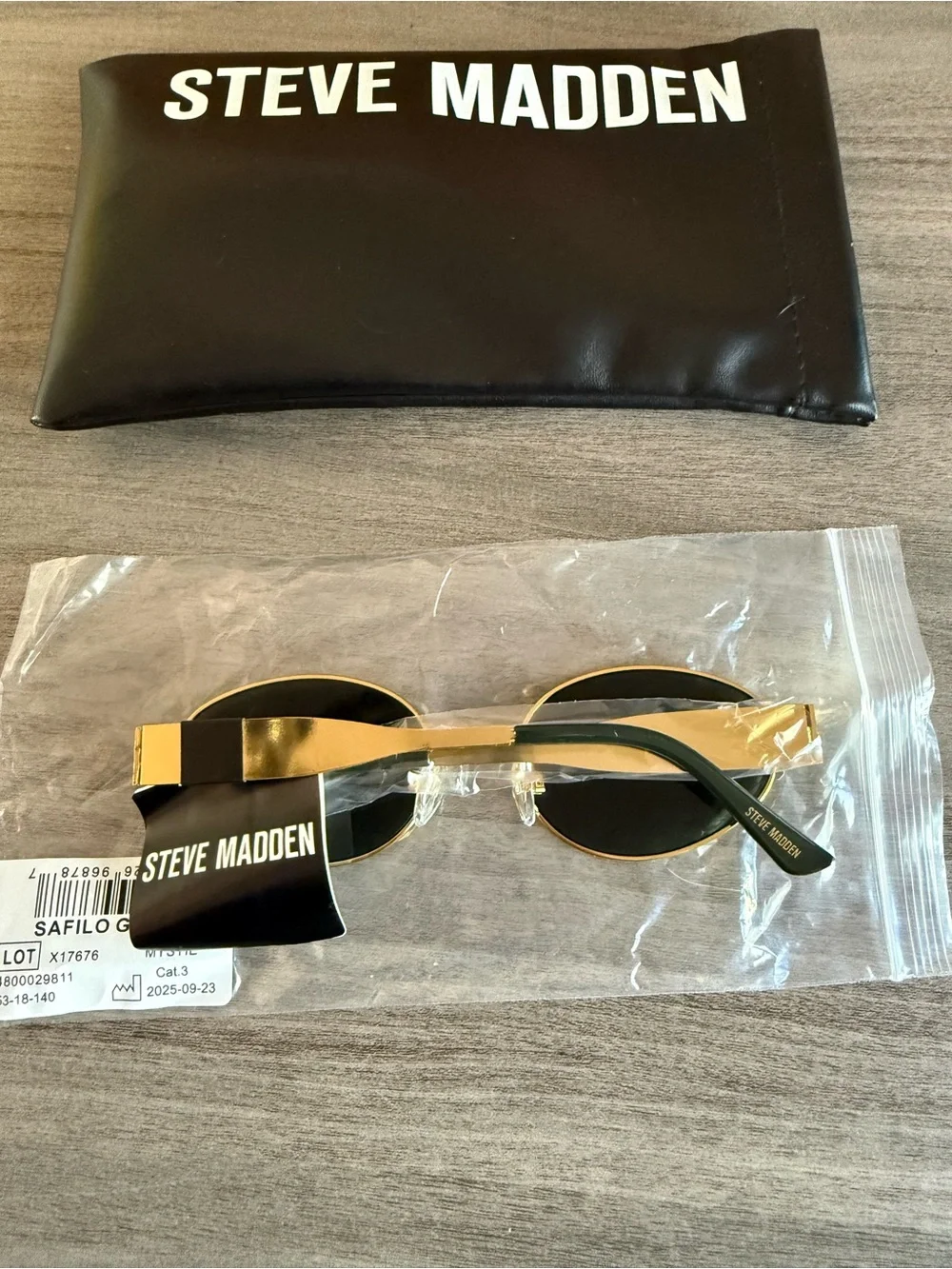 Steve Madden Men’s Sunglasses - Gold Frame, Black Accents